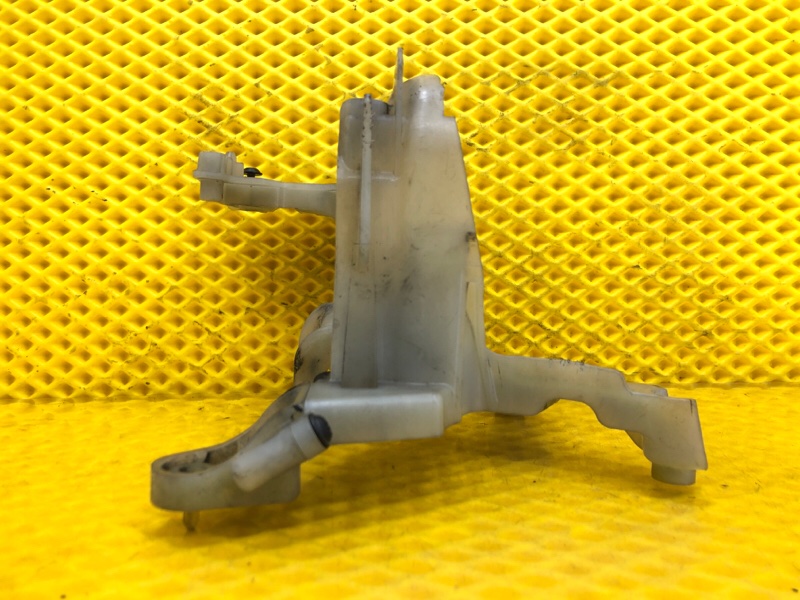 Кронштейн расширительного бачка Mercedes-Benz S-Class 2014 W222