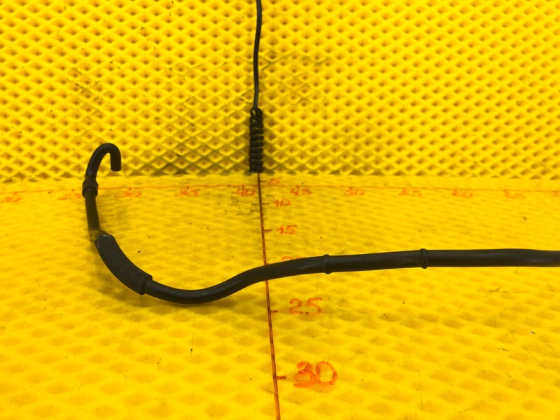 Трубка вакуумная Mercedes-Benz S-Class 2014 W222