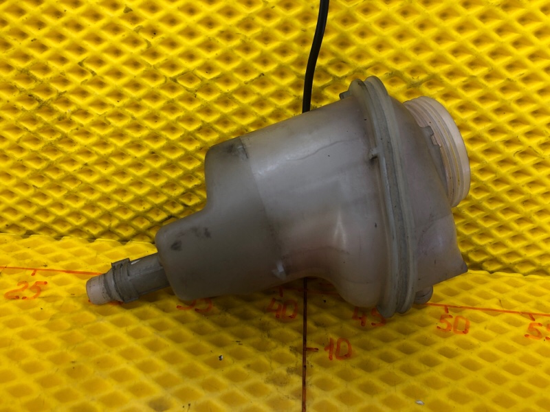 Бачок расширительный Mercedes-Benz S-Class 2014 W222