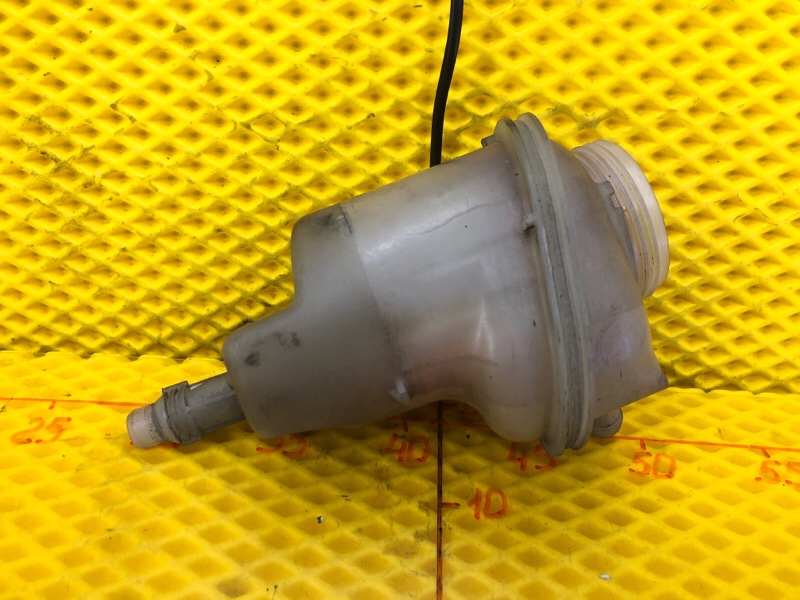 Бачок расширительный Mercedes-Benz S-Class 2014 W222