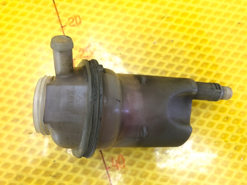 Бачок расширительный Mercedes-Benz S-Class 2014 W222