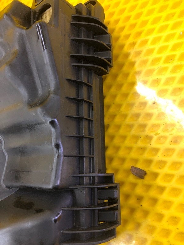 Корпус воздушного фильтра Mercedes-Benz S-Class 2014 W222