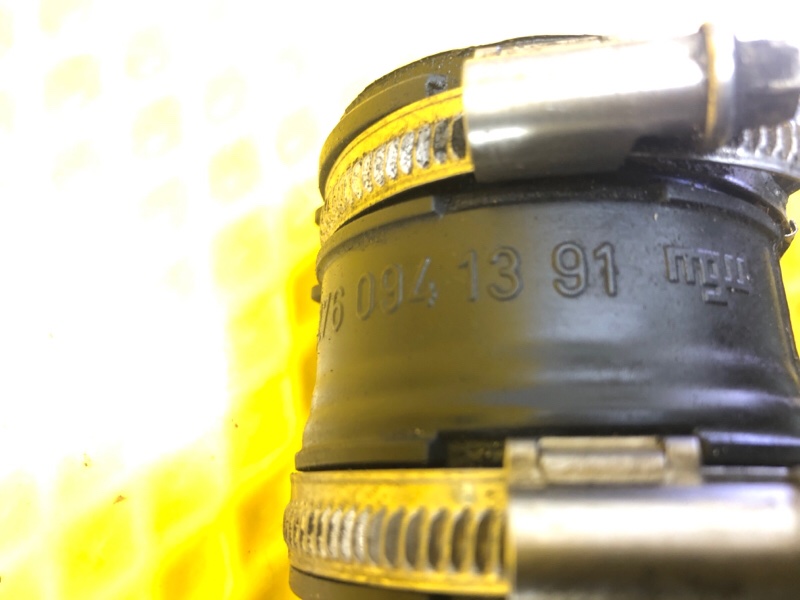 Патрубок интеркулера Mercedes-Benz S-Class 2014 W222