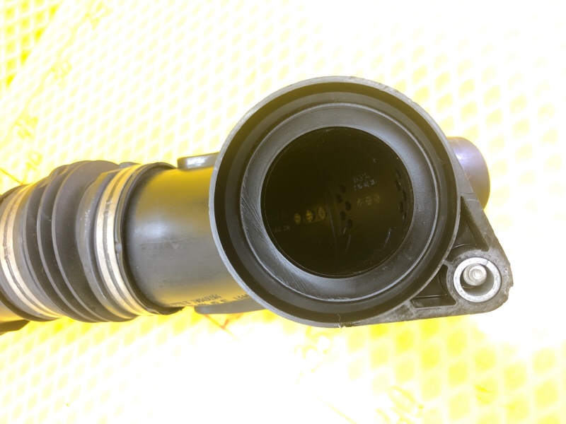 Патрубок воздушного фильтра Mercedes-Benz S-Class 2014 W222