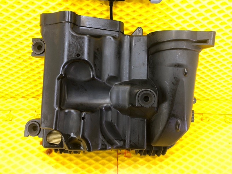 Корпус воздушного фильтра Mercedes-Benz S-Class 2014 W222