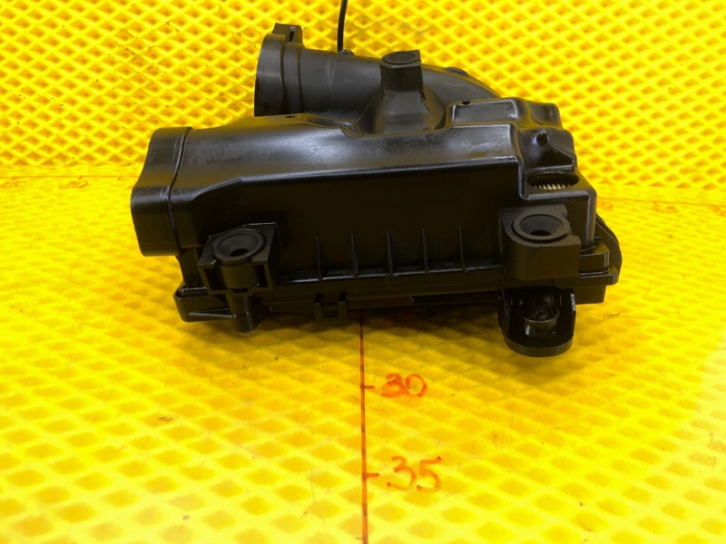 Корпус воздушного фильтра Mercedes-Benz S-Class 2014 W222