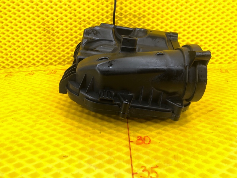 Корпус воздушного фильтра Mercedes-Benz S-Class 2014 W222