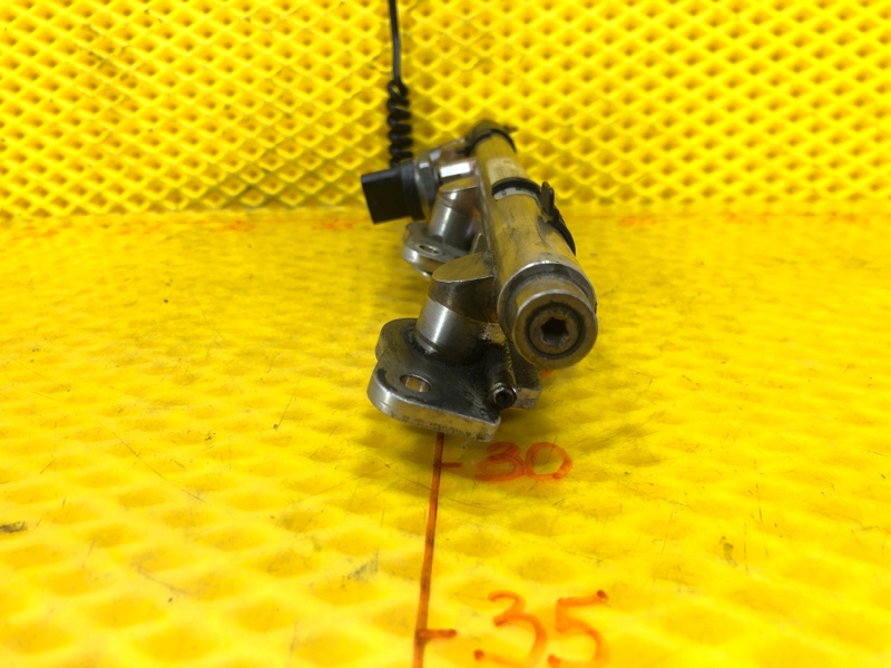 Рейка топливная (рампа) Mercedes-Benz S-Class 2014 W222