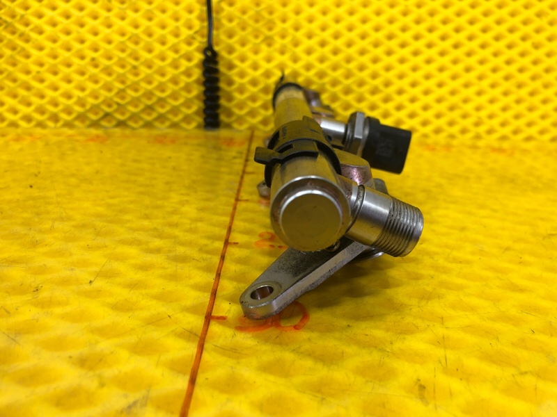 Рейка топливная (рампа) Mercedes-Benz S-Class 2014 W222