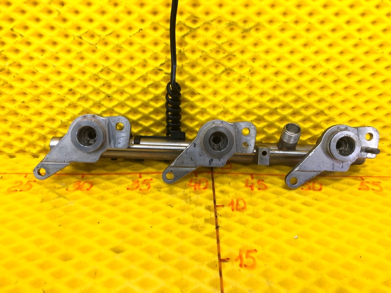 Рейка топливная (рампа) Mercedes-Benz S-Class 2014 W222