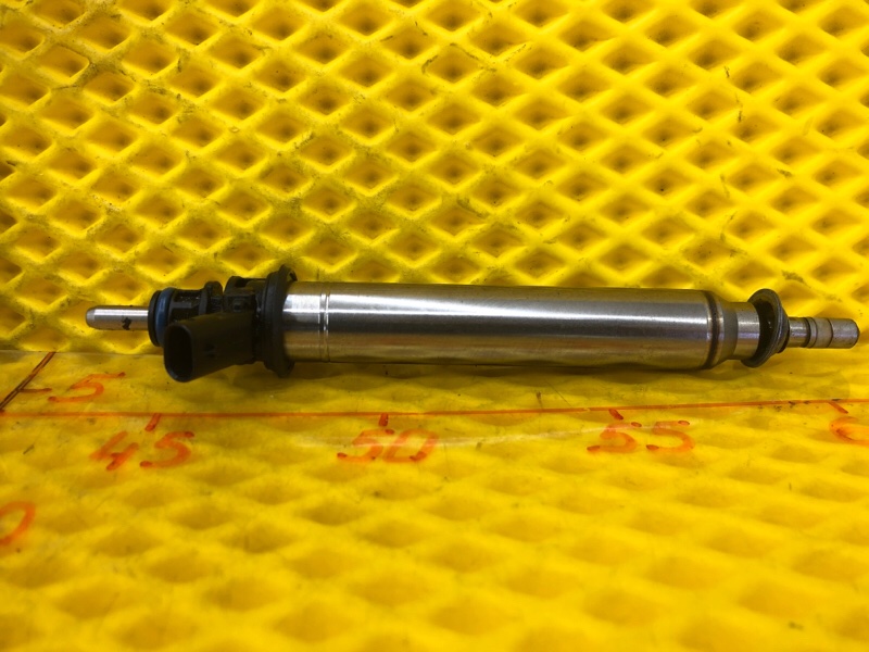 Форсунка топливная Mercedes-Benz S-Class 2014 W222