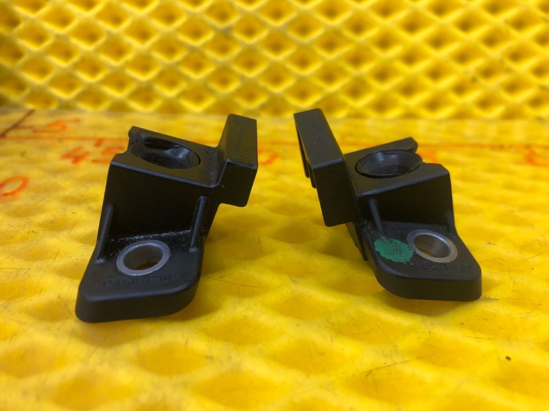 Кронштейн крепления Mercedes-Benz S-Class 2014 W222