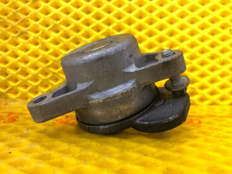 Натяжитель ремня Mercedes-Benz S-Class 2014 W222