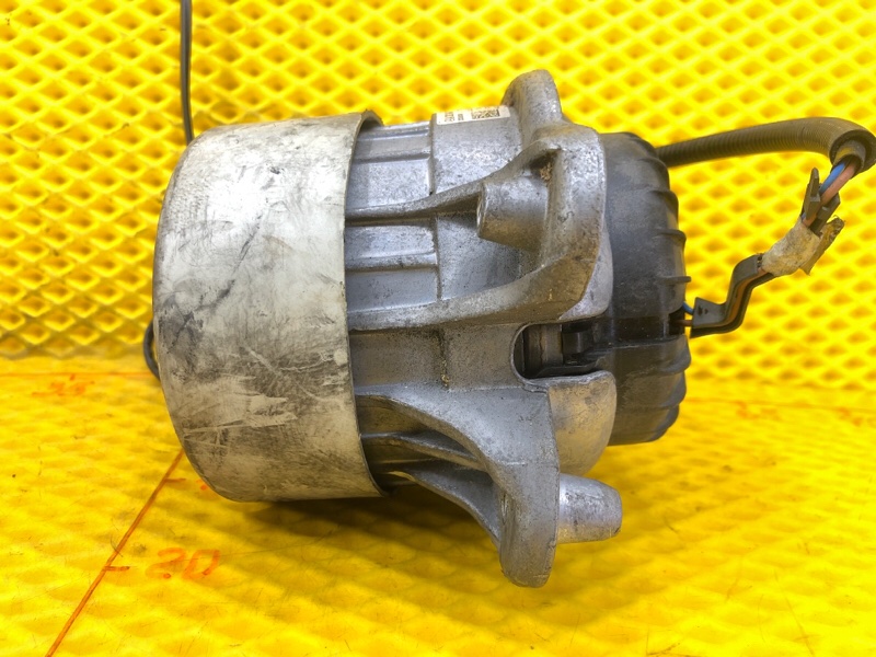 Подушка двигателя Mercedes-Benz S-Class 2014 W222