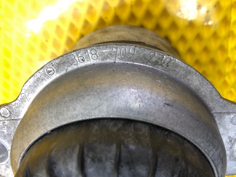 Подушка двигателя Mercedes-Benz S-Class 2014 W222