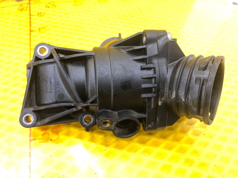 Корпус термостата (термостат) Mercedes-Benz S-Class 2014 W222