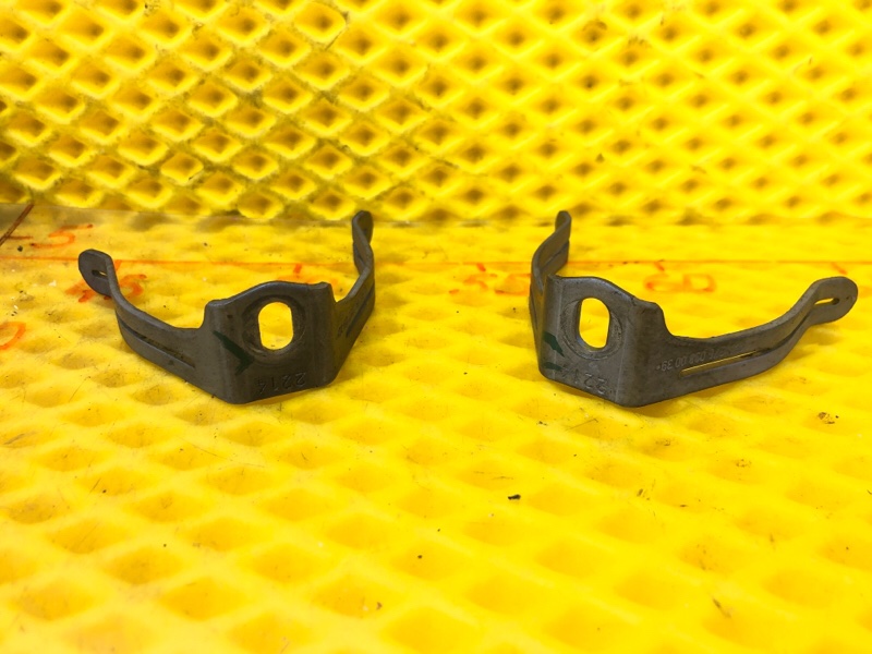 Кронштейн крепежный Mercedes-Benz S-Class 2014 W222