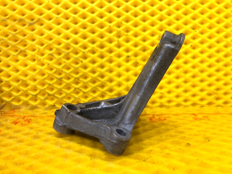 Кронштейн ролика Mercedes-Benz S-Class 2014 W222