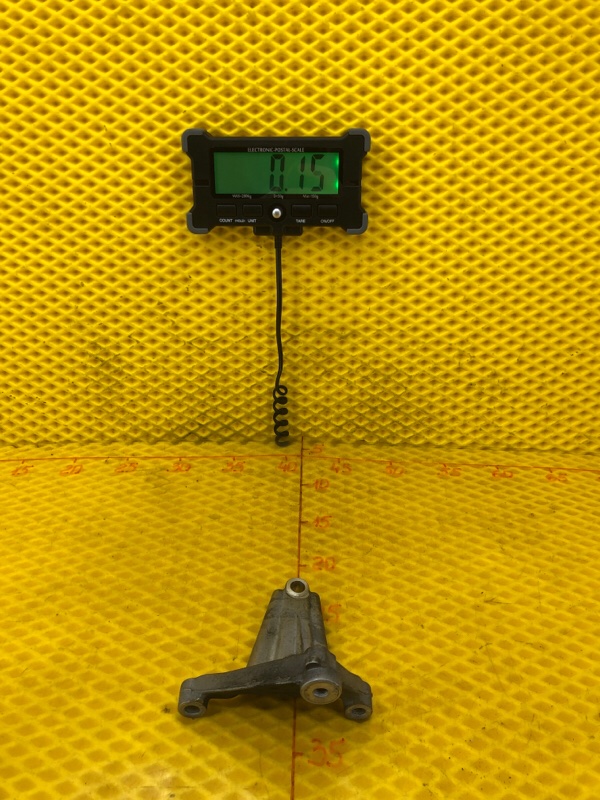 Кронштейн ролика Mercedes-Benz S-Class 2014 W222