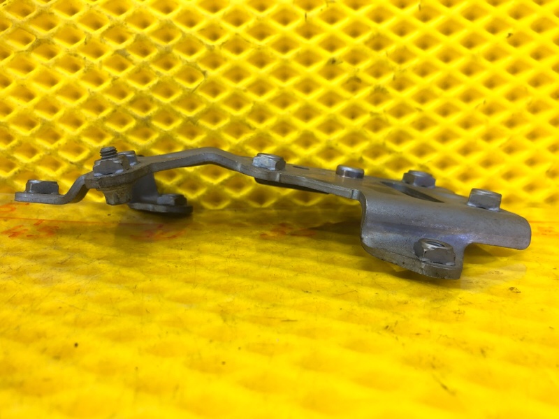 Кронштейн ТНВД Mercedes-Benz S-Class 2014 W222