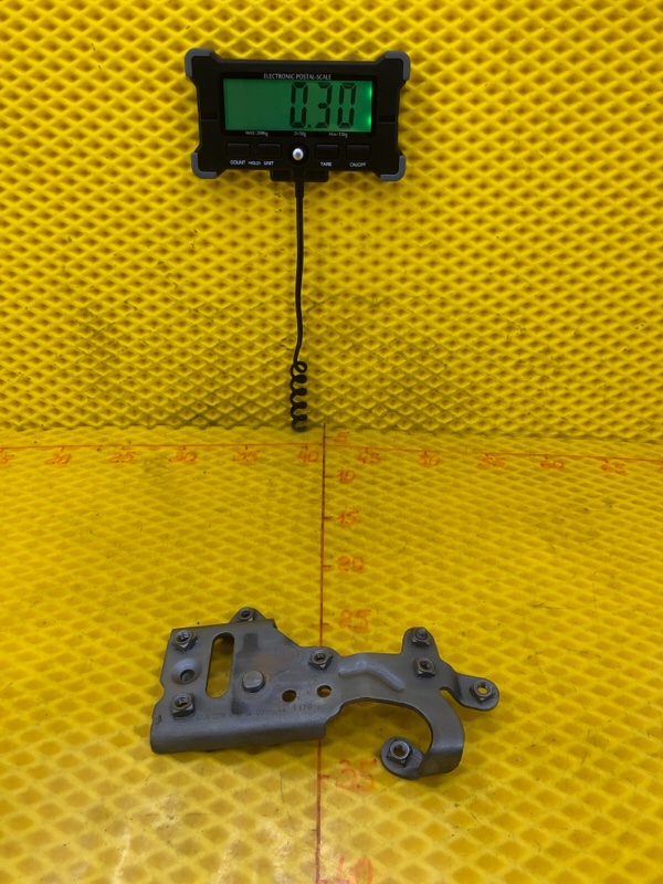 Кронштейн ТНВД Mercedes-Benz S-Class 2014 W222