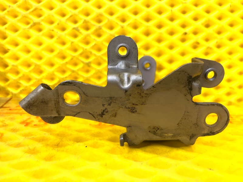 Кронштейн Mercedes-Benz S-Class 2014 W222