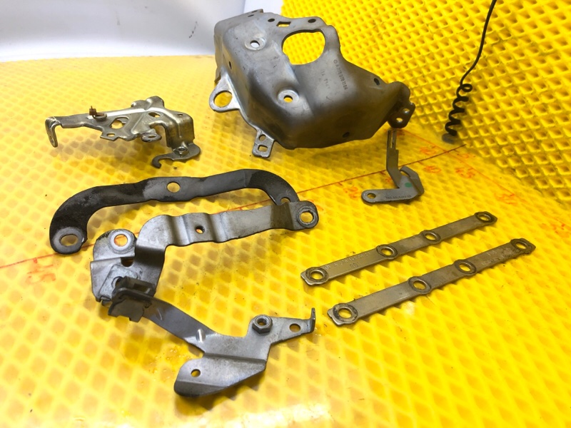 Кронштейн Mercedes-Benz S-Class 2014 W222