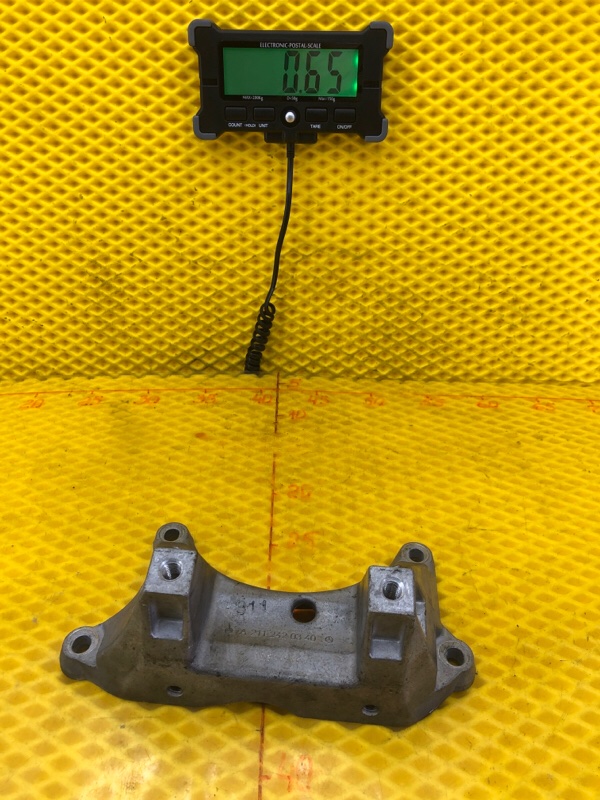 Кронштейн АКПП Mercedes-Benz S-Class 2014 W222