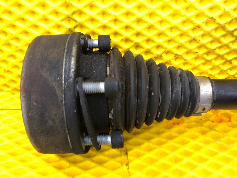 Привод задний Volkswagen Tiguan 2013 5N1