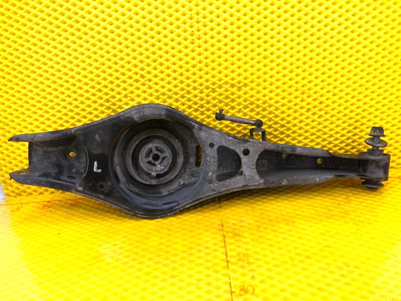 Рычаг задний нижний подпружинный Volkswagen Tiguan 2013 5N1