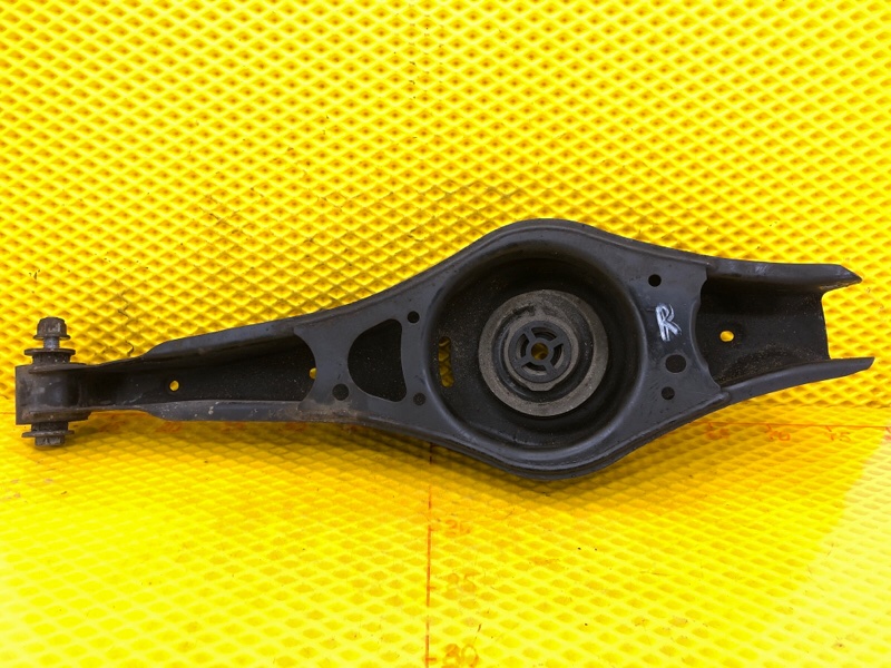 Рычаг задний нижний подпружинный Volkswagen Tiguan 2013 5N1