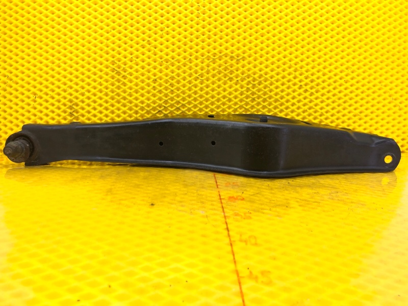 Рычаг задний нижний подпружинный Volkswagen Tiguan 2013 5N1