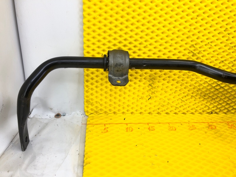 Стабилизатор задний Volkswagen Tiguan 2013 5N1