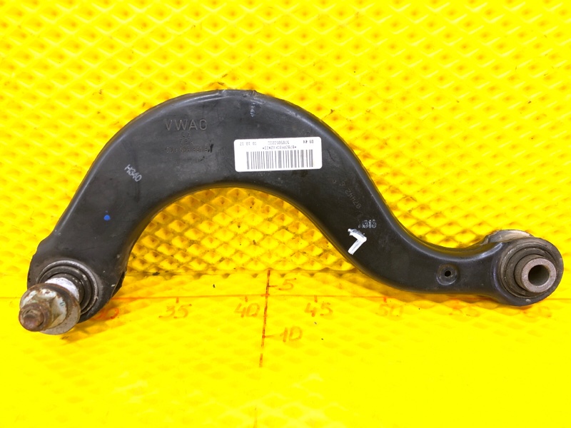 Рычаг задний Volkswagen Tiguan 2013 5N1