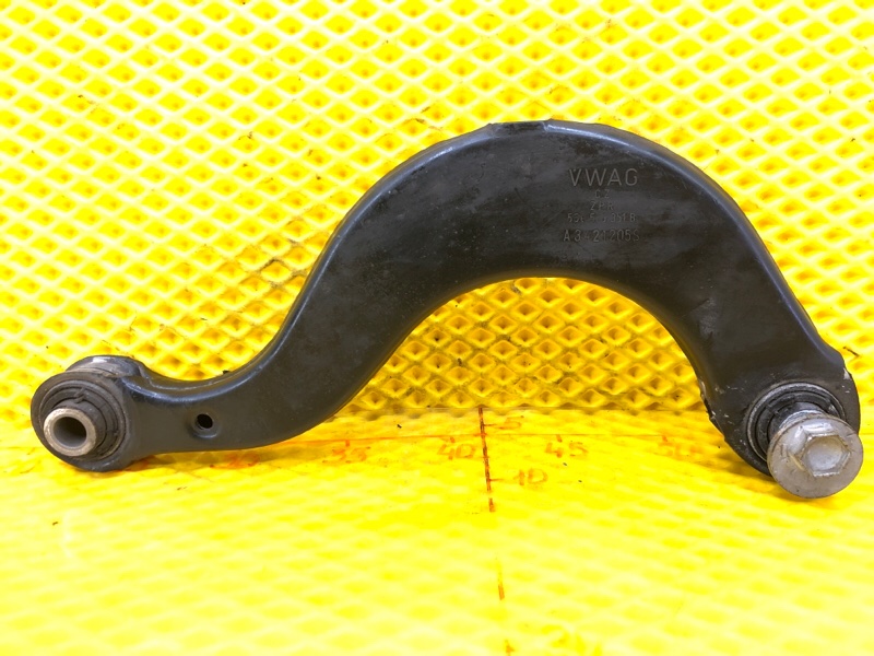 Рычаг задний Volkswagen Tiguan 2013 5N1