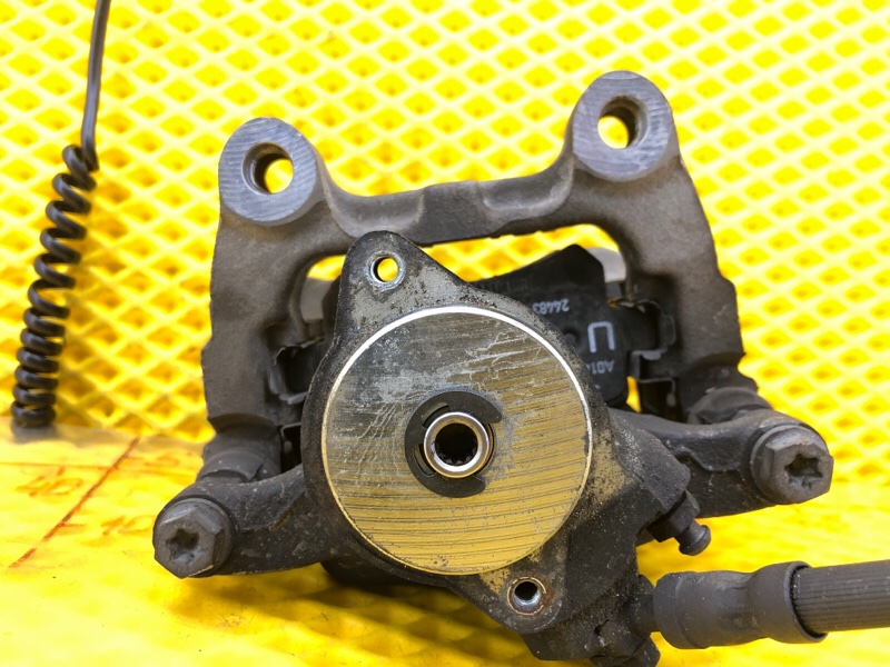 Суппорт тормозной Volkswagen Tiguan 2013 5N1