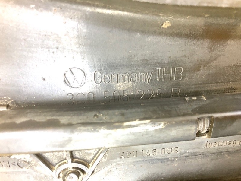 Рычаг подвески Volkswagen Tiguan 2013 5N1