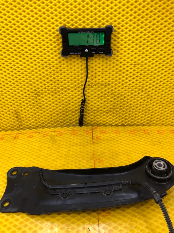 Рычаг подвески Volkswagen Tiguan 2013 5N1