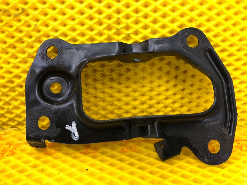 Кронштейн крепления Volkswagen Tiguan 2013 5N1