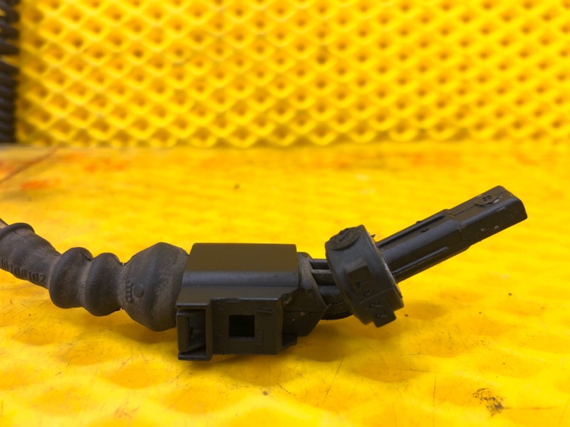 Датчик абс abs Volkswagen Tiguan 2013 5N1