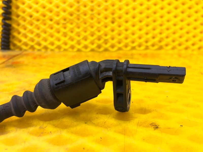 Датчик абс abs Volkswagen Tiguan 2013 5N1