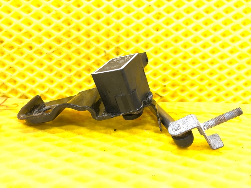 Датчик дорожного просвета Mercedes-Benz S-Class 2006 W221