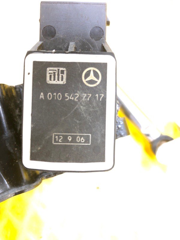 Датчик дорожного просвета Mercedes-Benz S-Class 2006 W221