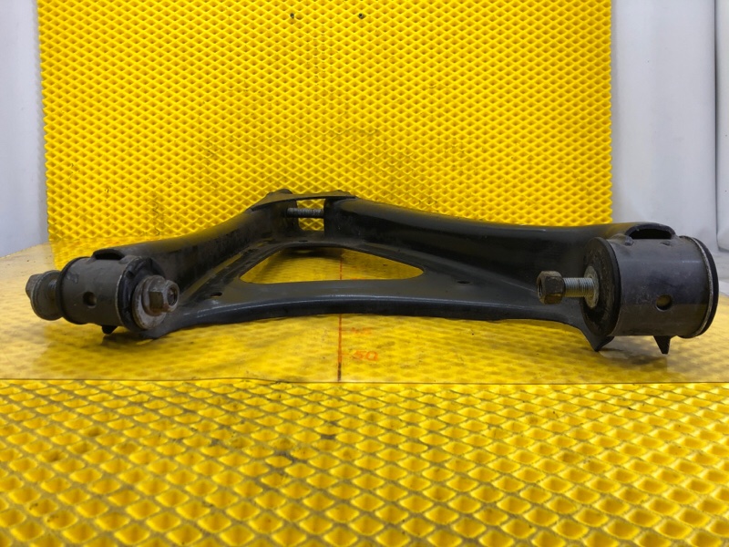 Рычаг задний нижний Audi Q7 2014 4LB