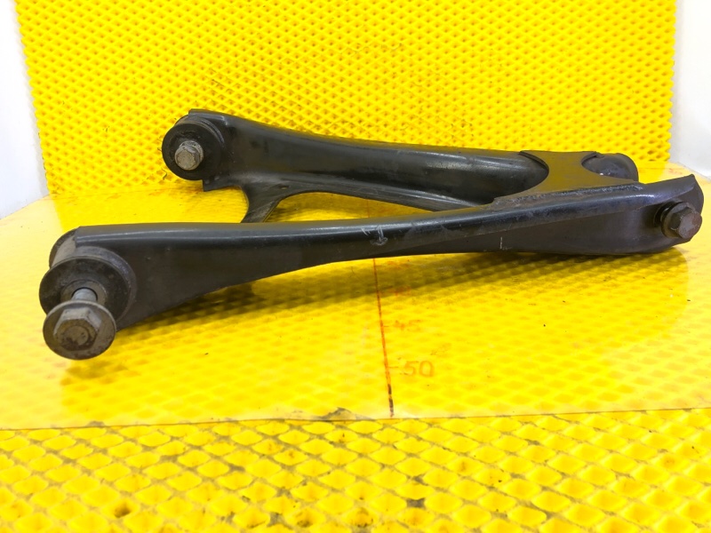 Рычаг задний нижний Audi Q7 2014 4LB