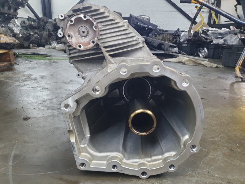 Раздатка Audi Q7 2014 4LB