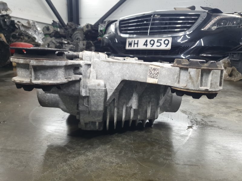 Редуктор заднего моста Volkswagen Tiguan 2013 5N1