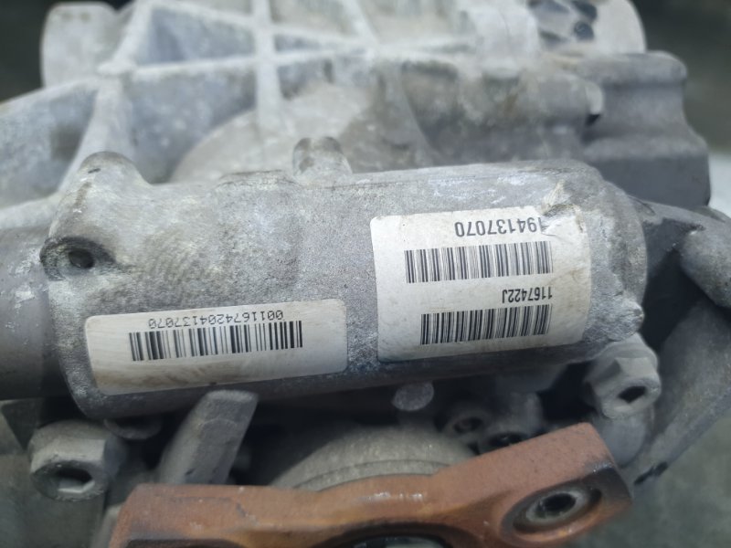 Редуктор заднего моста Volkswagen Tiguan 2013 5N1