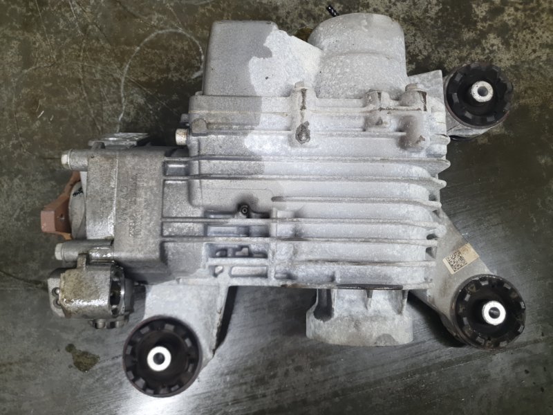 Редуктор заднего моста Volkswagen Tiguan 2013 5N1