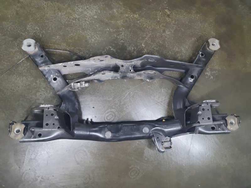 Подрамник задний Volkswagen Tiguan 2013 5N1